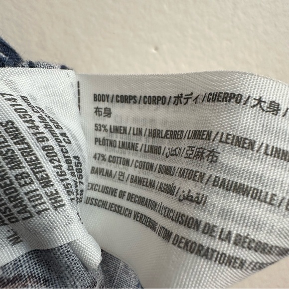 A&F • Linen Blend Floral Print Short Sleeve Shirt - Picture 5 of 7